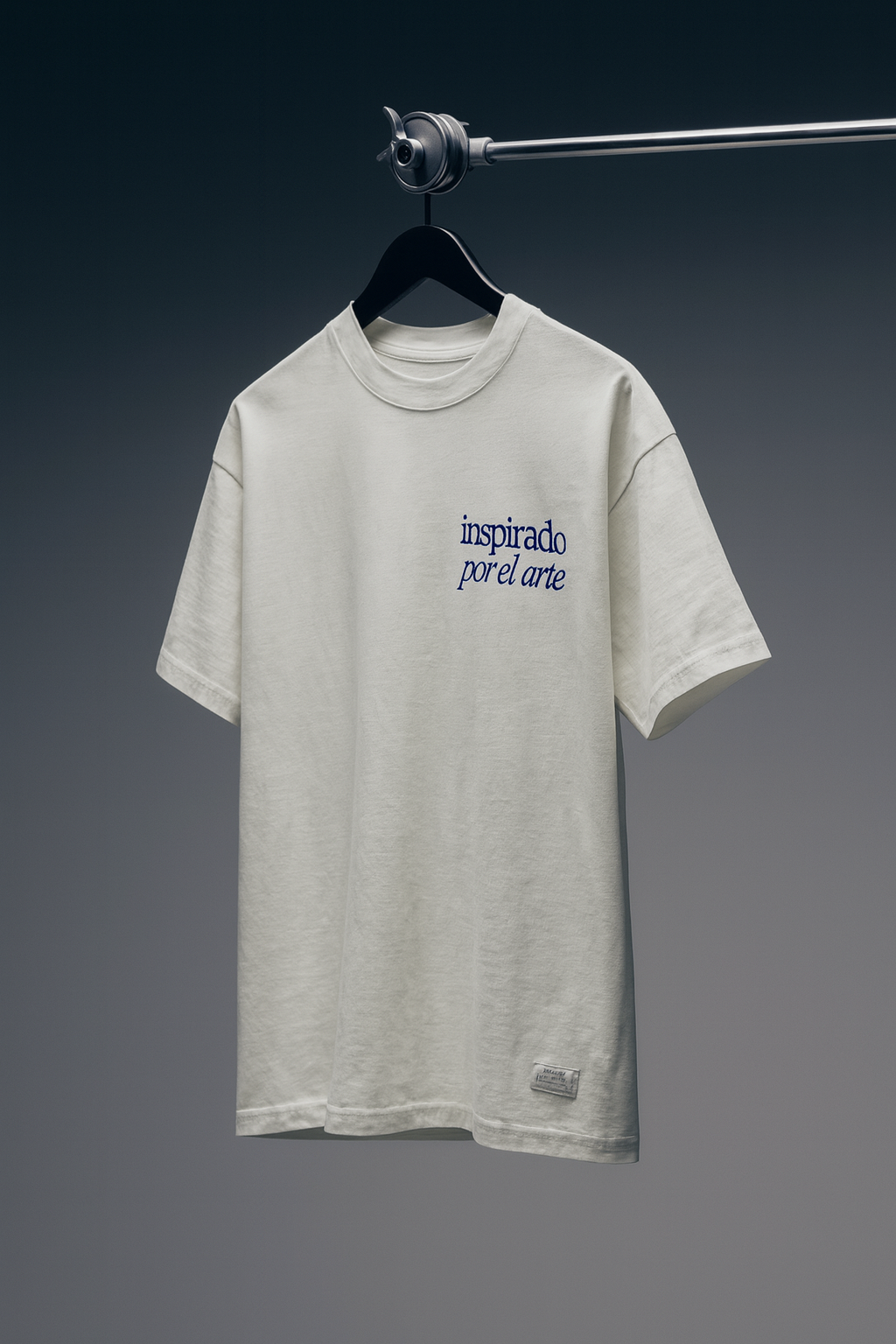 Cabeza de Esqueleto fumando un cigarro  – T-Shirt